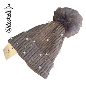 NWT Winter Hat Bling Pearls Beaded Pom Pom Bedazzled Studded Great Gift!